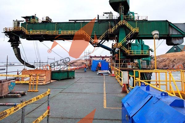 固定裝船機(jī)