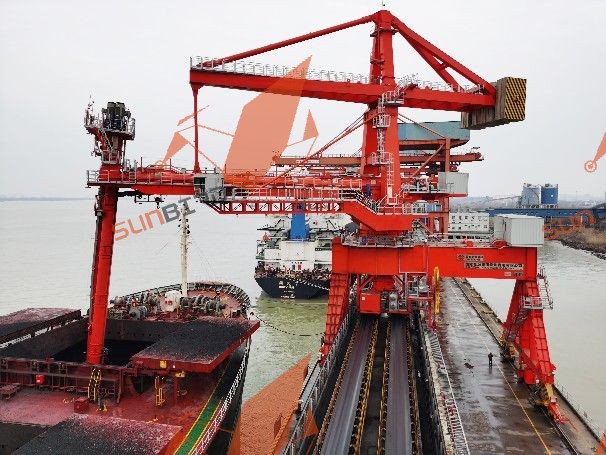 螺旋卸船機(jī)